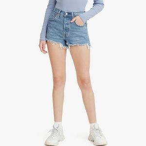 Levi’s Women’s 501 Original Shorts / Size 32 / Button Fly / Denim / Streetwear